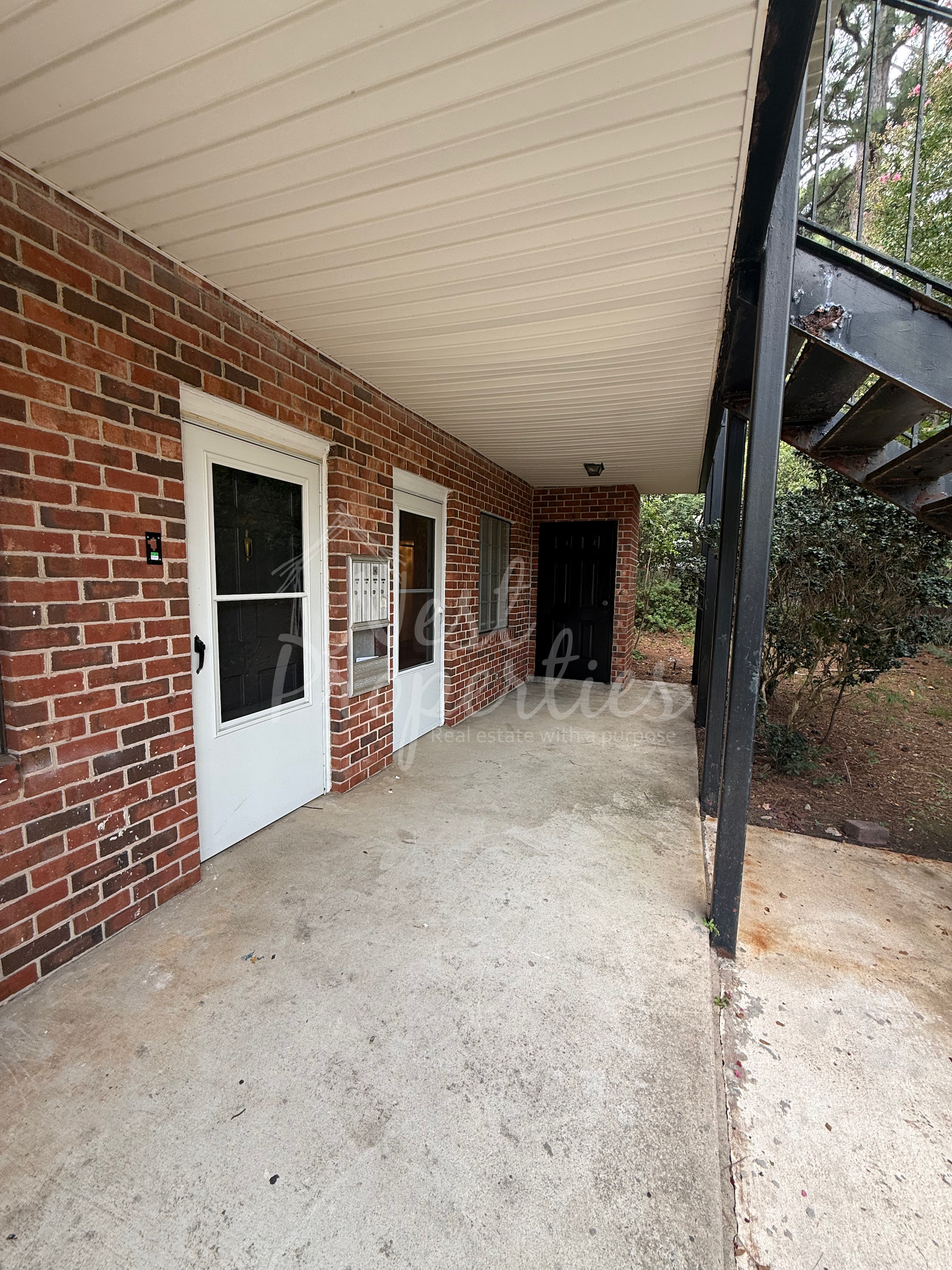 317 Cambout Street