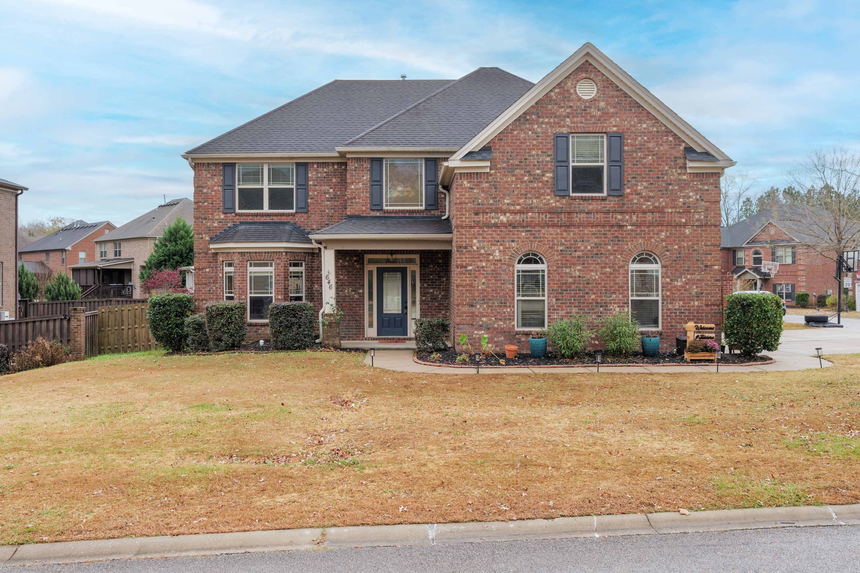 Property main image